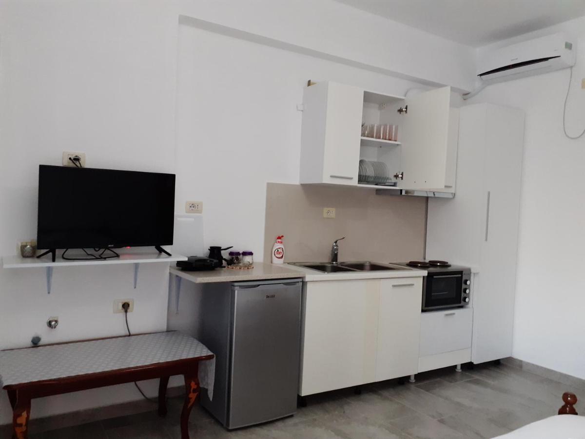 Luigi S Fairyview Apartment Sarandë Buitenkant foto