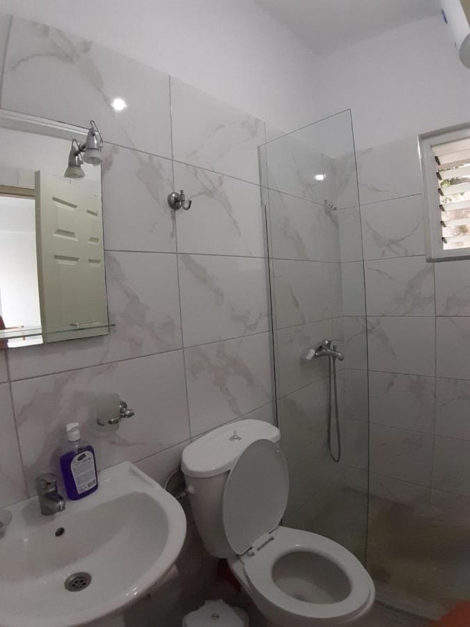 Luigi S Fairyview Apartment Sarandë Buitenkant foto