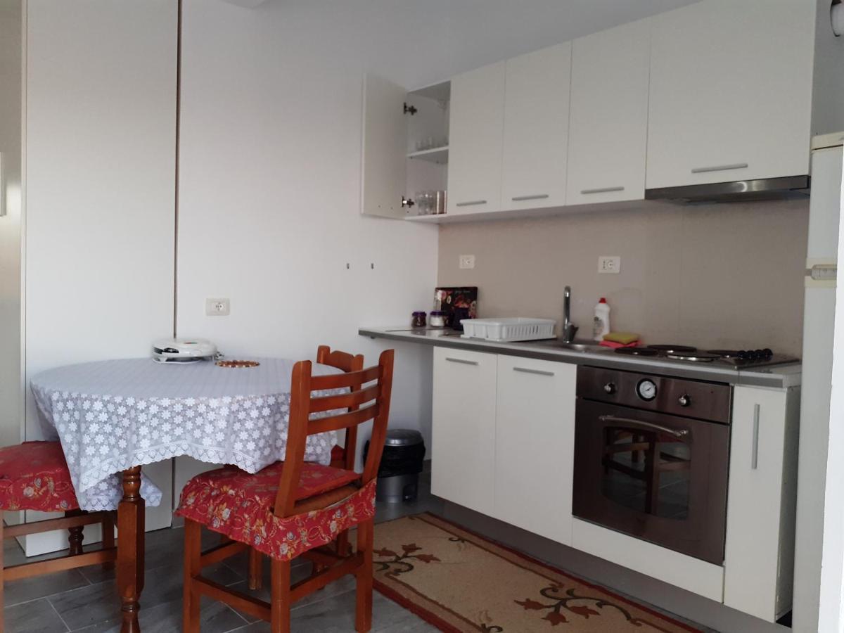 Luigi S Fairyview Apartment Sarandë Buitenkant foto