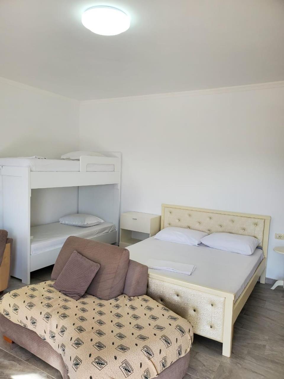Luigi S Fairyview Apartment Sarandë Buitenkant foto