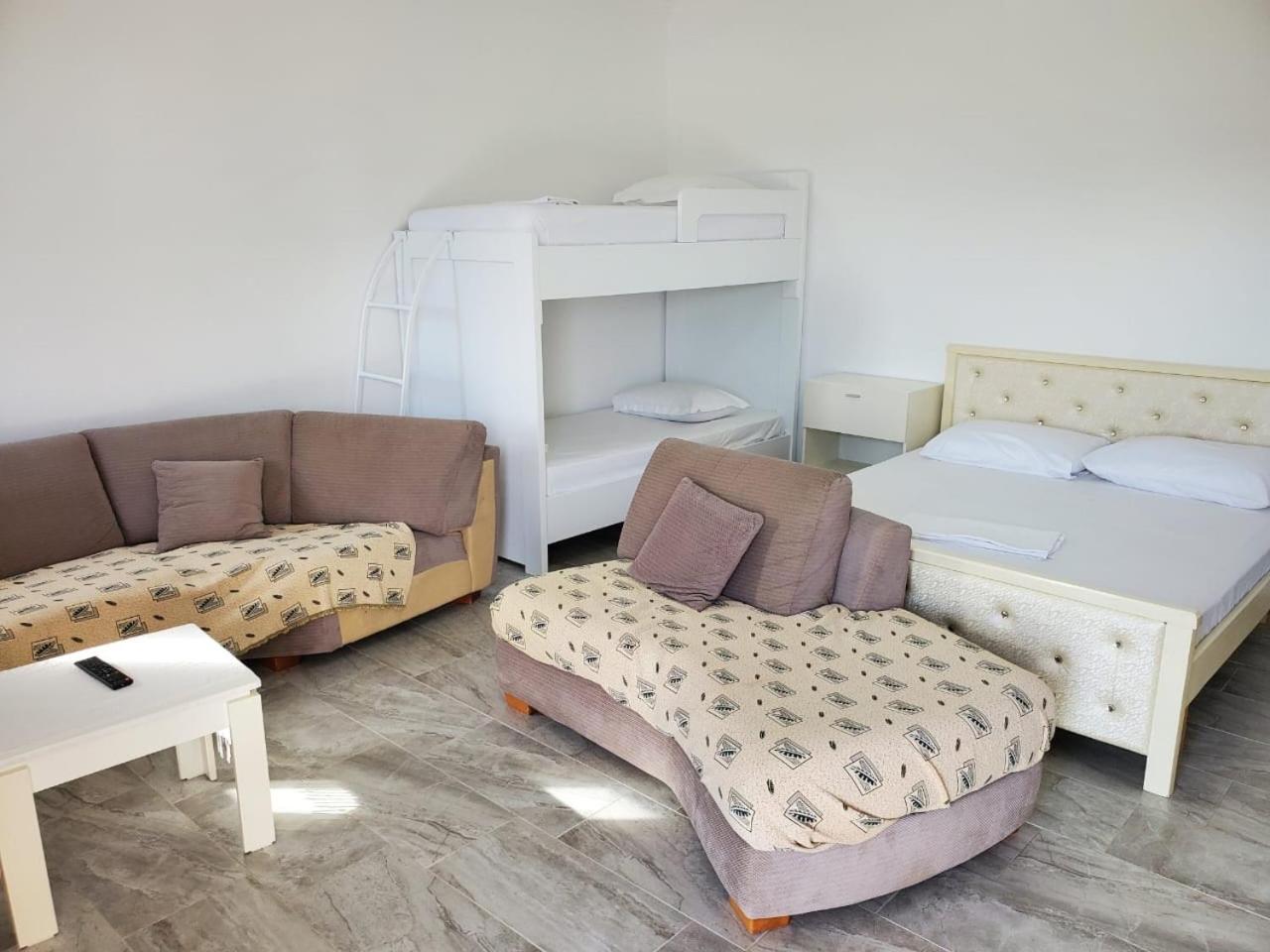 Luigi S Fairyview Apartment Sarandë Buitenkant foto