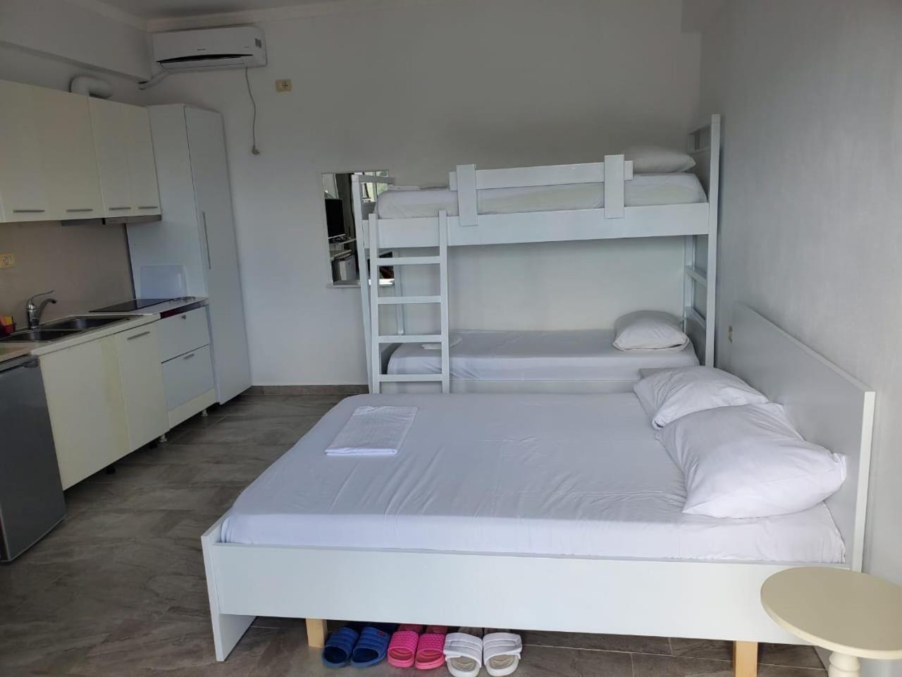 Luigi S Fairyview Apartment Sarandë Buitenkant foto