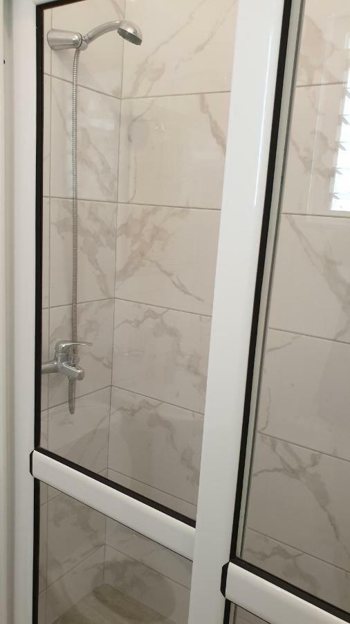 Luigi S Fairyview Apartment Sarandë Buitenkant foto