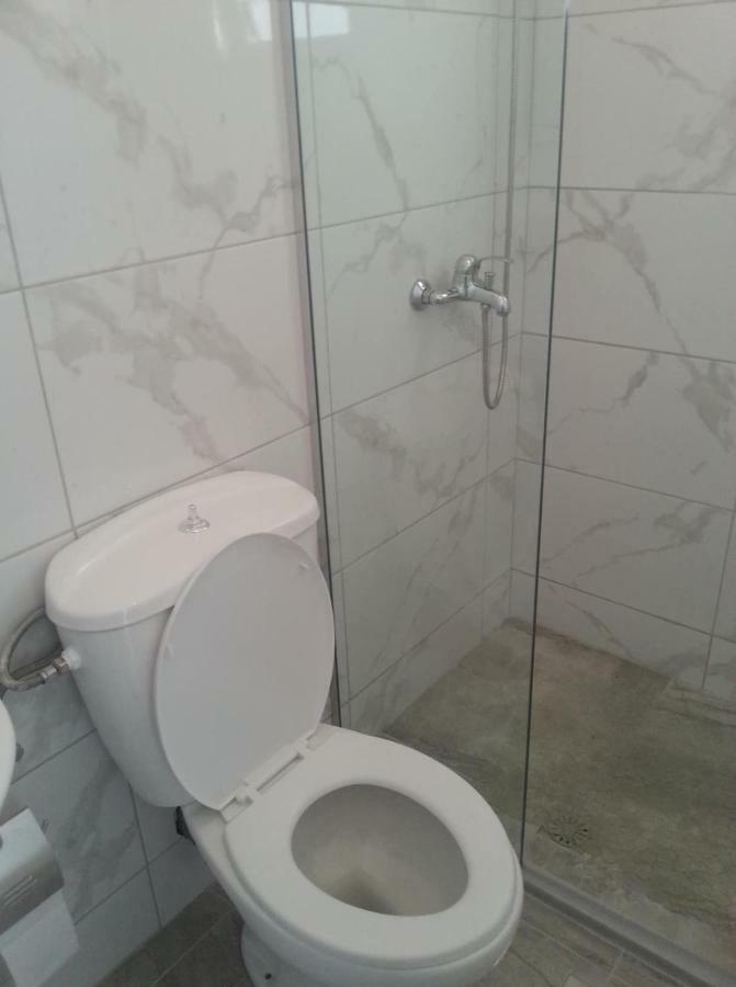 Luigi S Fairyview Apartment Sarandë Buitenkant foto